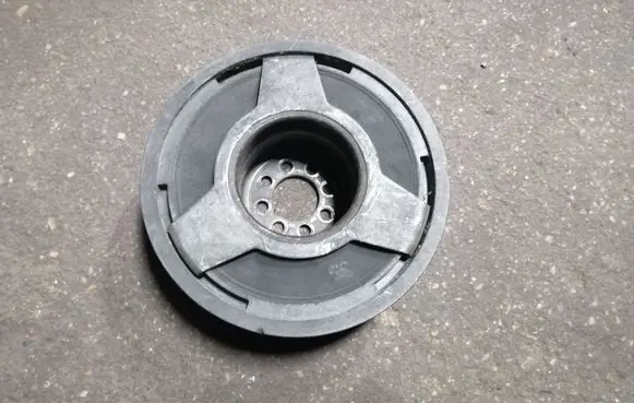 Audi A6 S6 C5 4B Crankshaft pulley 059105251M