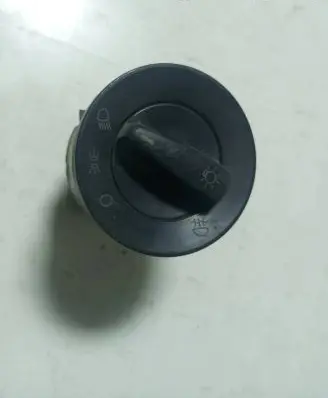 Volkswagen Golf IV Light switch 1C0941531 04052030