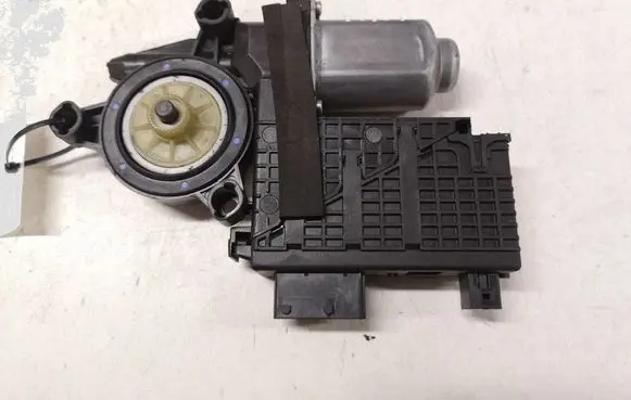 Citroen C4 I Picasso Front door window regulator motor 9682495880 400963E