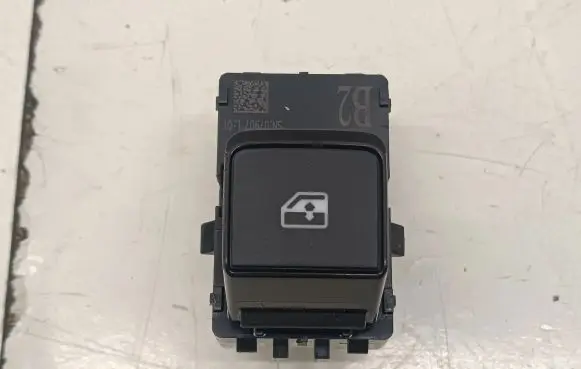 Nissan Qashqai J12 Electric window control switch 254116XL0A