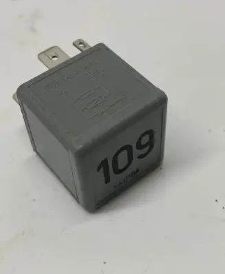 Volkswagen Sharan Other relay 1J0906381A PA66GF25 V23134B63X396