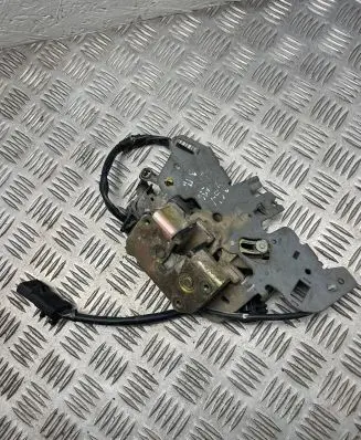 Chrysler Grand Voyager IV Rear door lock