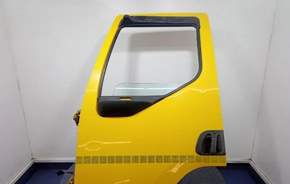 AC 428 Front door 