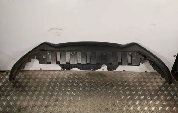 Honda HR-V Front bumper lip 71102T7WA000