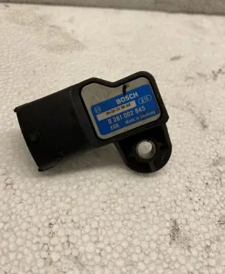Opel Insignia A Air pressure sensor 0281002845