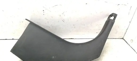 Foot area side trim