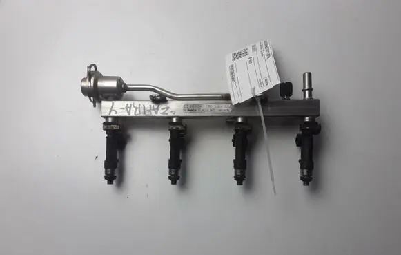 Opel Zafira C Fuel injector 0280158205