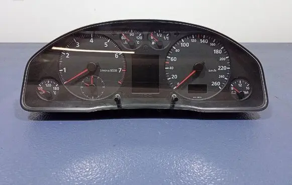 Audi A4 S4 B5 8D Speedometer (instrument cluster) 8D0919034F