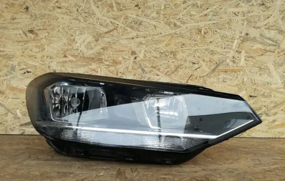 Volkswagen Touran III Headlight/headlamp 5TB941006A