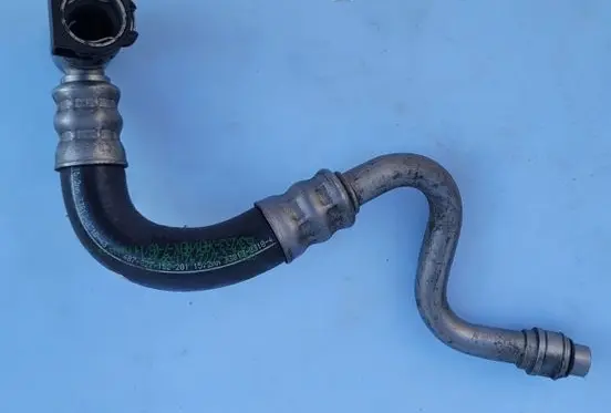 BMW 4 F32 F33 Oil cooling pipe 7626331