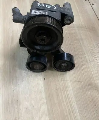 Iveco Daily 6th gen Power steering pump 504385414