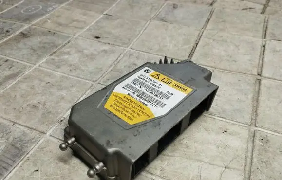 BMW 7 F01 F02 F03 F04 Airbag control unit/module 6577919975601