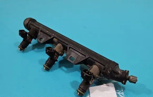 Fuel injector