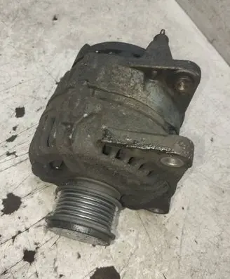 Volkswagen Bora Generator/alternator 038903023L