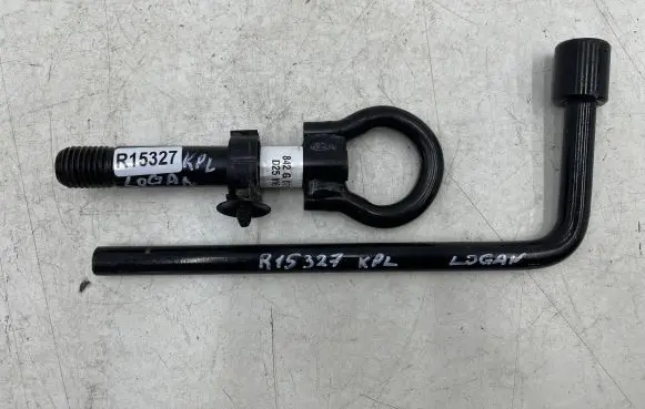 Renault Sandero I Towing hook eye 8200659745b 842g076