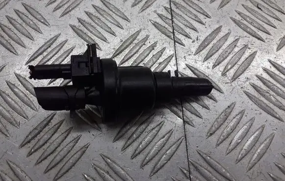 KIA Rio Valve vacuum PCV-002