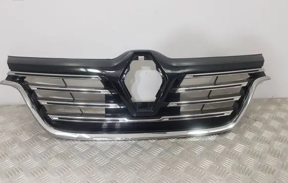 Renault Kadjar Front grill 623100546R