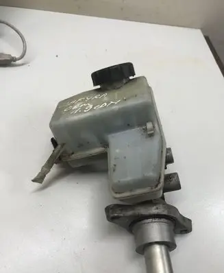 Opel Zafira B Master brake cylinder 32067277