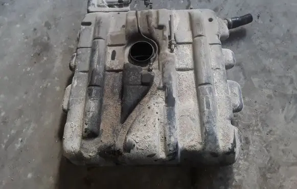 Mercedes-Benz Vito Viano W638 Fuel tank 6384710801F