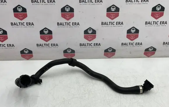 BMW 4 F36 Gran coupe Engine coolant pipe/hose 7812943 7148378