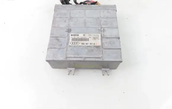 Audi A4 S4 B5 8D Engine control unit/module 8D0907557B 0261203554