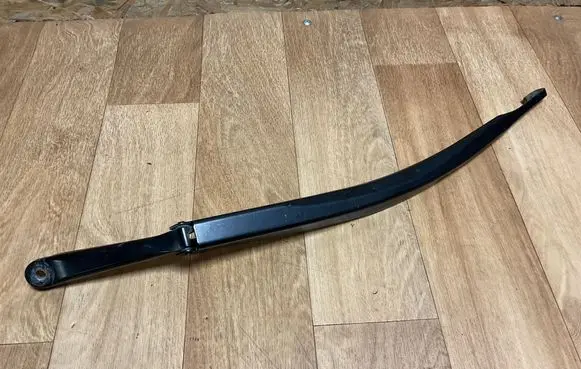 Alfa Romeo 147 Front wiper blade arm 