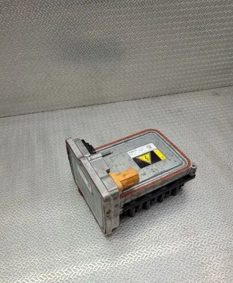 Polestar 2 Voltage converter inverter 32352953 32352951