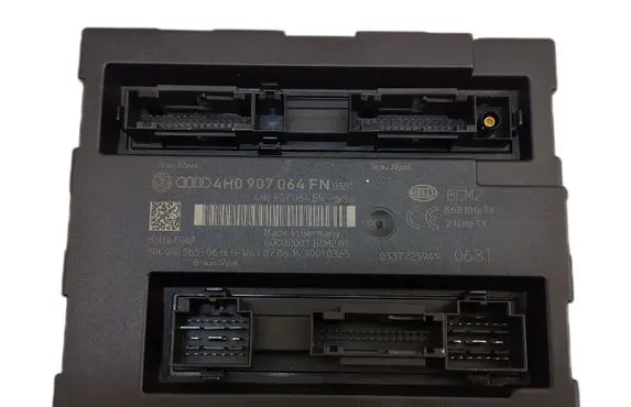 Audi A6 S6 C7 4G Central body control module 4H0907064FN