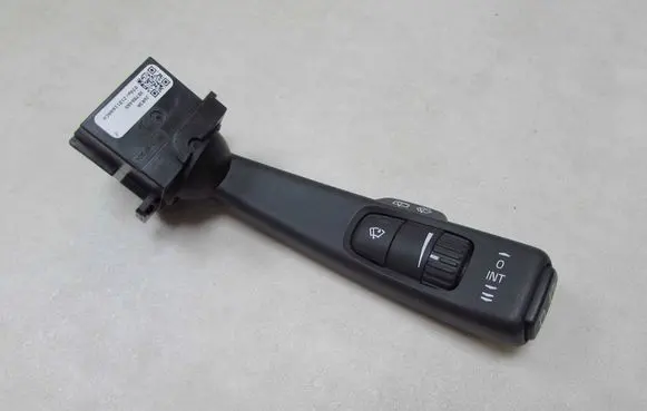 Volvo XC70 Wiper control stalk 30798465 51361