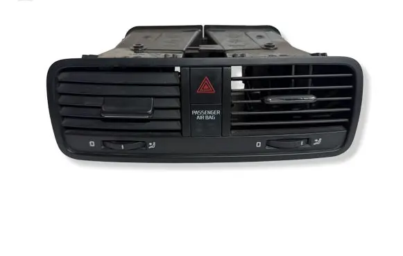 Skoda Yeti (5L) Dash center air vent grill 5L0820951