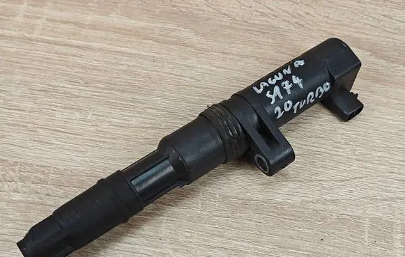 Renault Laguna III High voltage ignition coil 8200568671