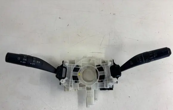Subaru Impreza III Wiper turn signal indicator stalk/switch 83111FG130