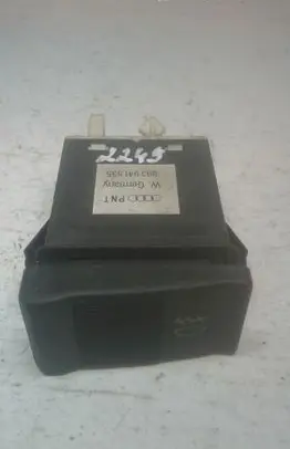 Fog light switch