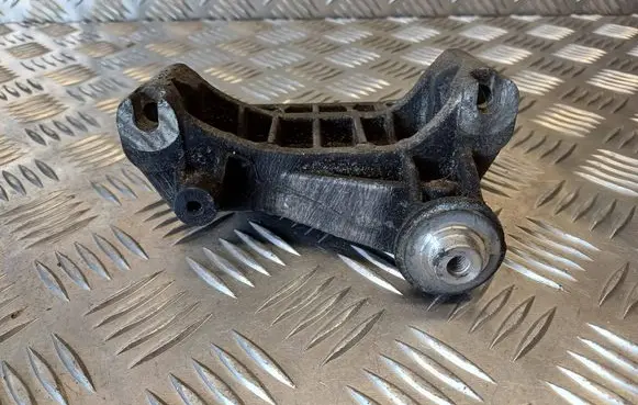 Generator/alternator bracket