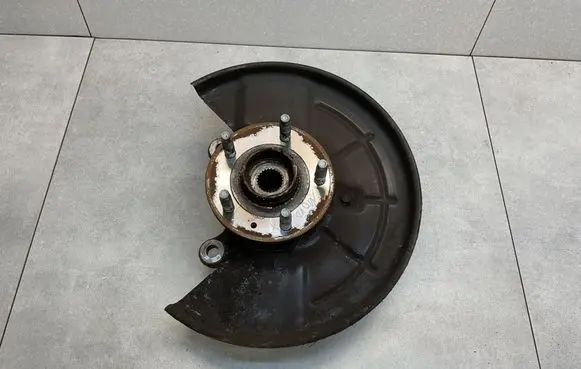 Opel Mokka X Front wheel hub 