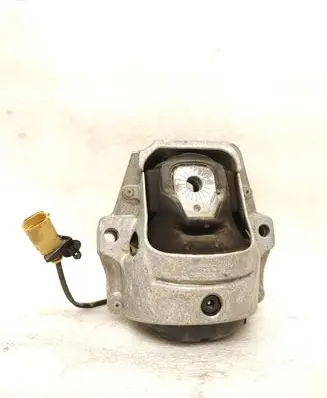 Porsche Macan (95B) Engine mount bracket 785647137724
