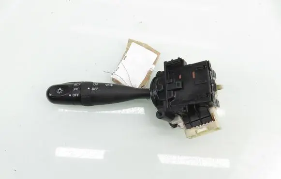 Suzuki Grand Vitara II Wiper turn signal indicator stalk/switch 173744