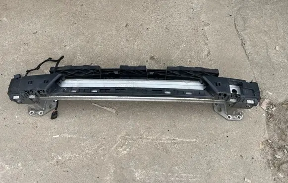 Peugeot 508 II Rear bumper cross member 9813294080
