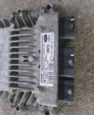 Volkswagen PASSAT B5 Engine control unit/module 028906021BD