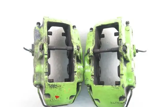 Front brake caliper