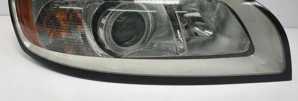 Volvo V50 Headlight/headlamp 31265695
