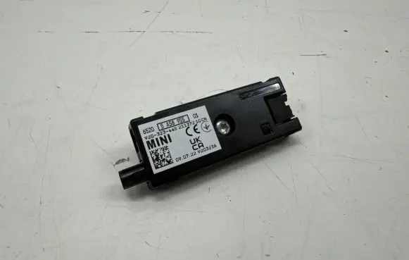 Mini Cooper Countryman F60 Aerial antenna amplifier 5A58955