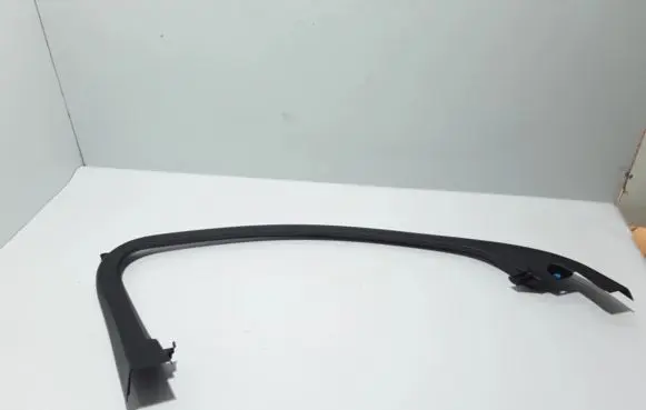 Volvo C40 Other front door trim element 32274750
