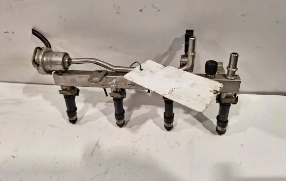 Opel Astra J Fuel main line pipe 0280158205