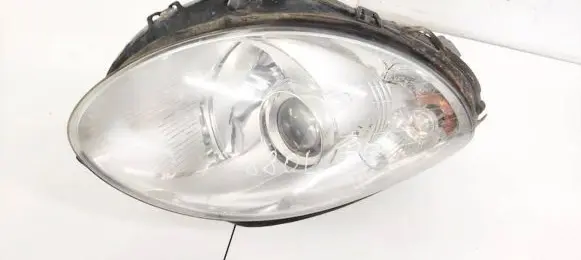 Mercedes-Benz R W251 Headlight/headlamp