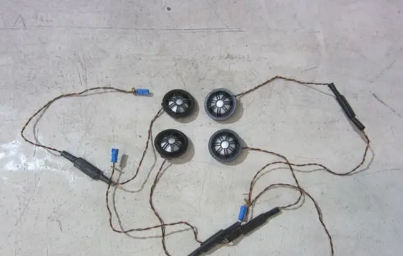 BMW X3 F25 Front door high frequency speaker 65139220751