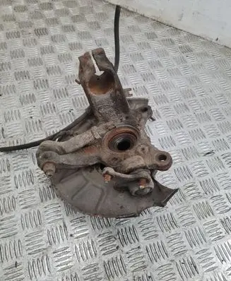 Volkswagen Caddy Front wheel hub