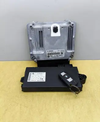 BMW 3 E90 E91 Engine ECU kit and lock set 8518269 0281018552 030236738