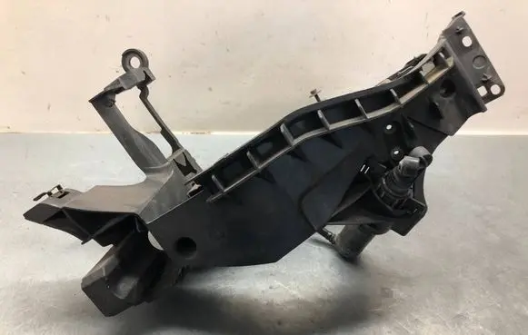 Audi A5 8T 8F Headlight/headlamp mounting bracket 8T0805607B 8T0955101D