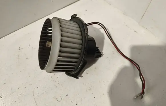 Opel Zafira B Heater fan/blower D8087